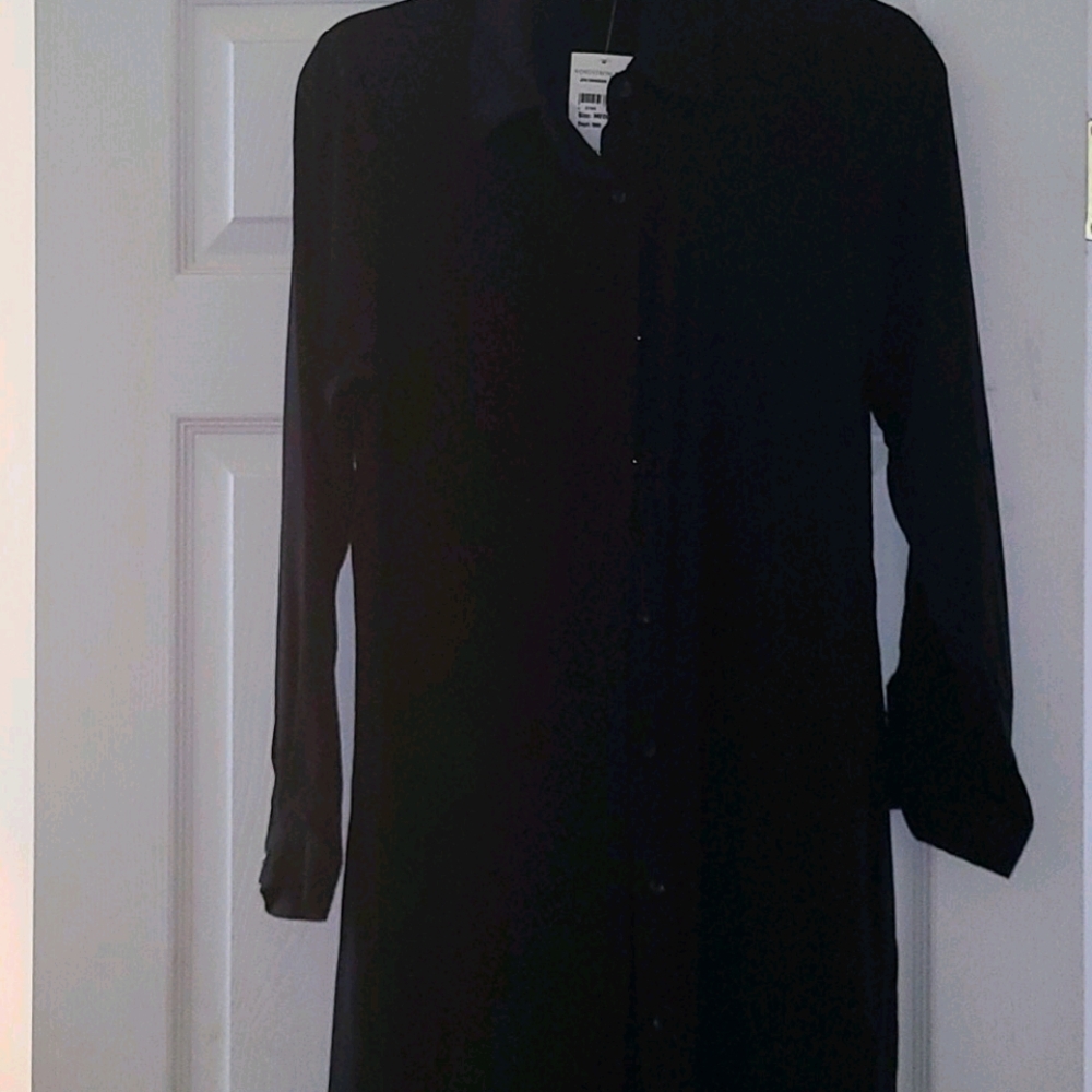 Perfect for dressing up or down, black button up knee dress super cute.